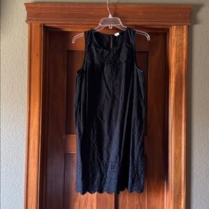 Old Navy dress size medium.
